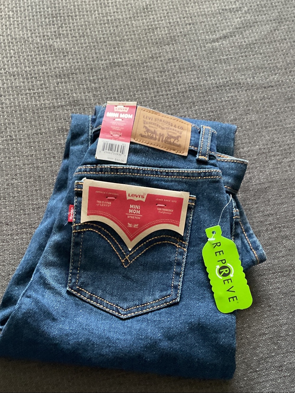 Levi's Mini Mom Jeans - Blue with Green Tag